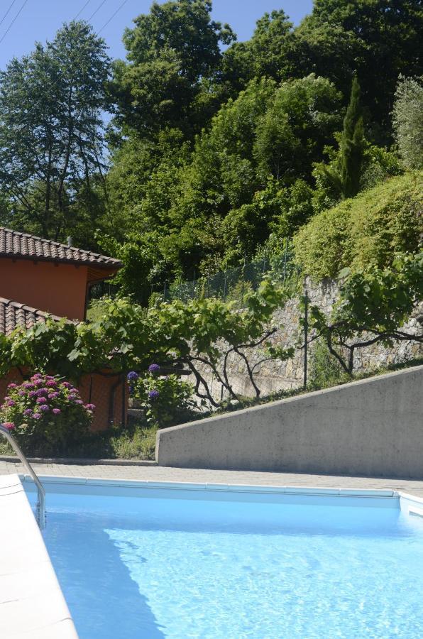Anma Cottages The Secret Garden Pianello Del Lario Esterno foto